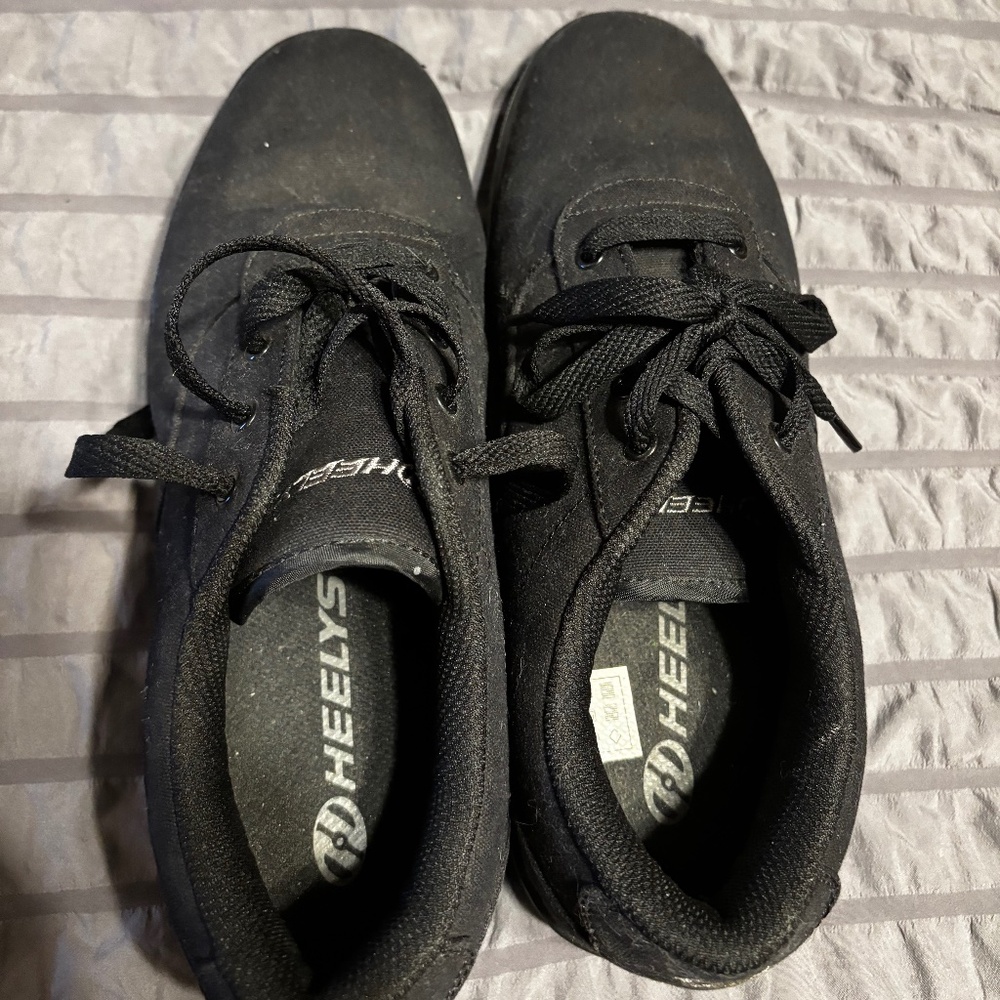 Size 11 Solid Black Heelys - image 1